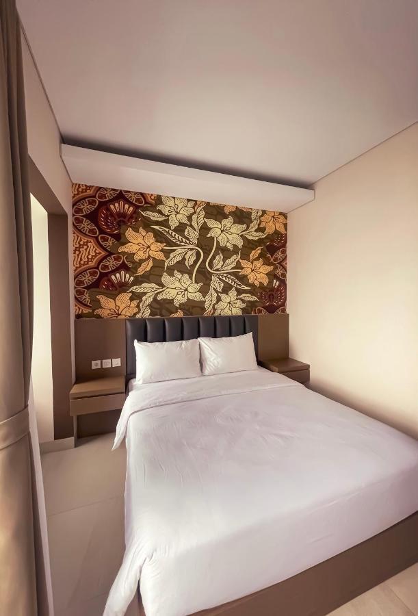 Aj Boutique Hotel Yogyakarta Exterior photo